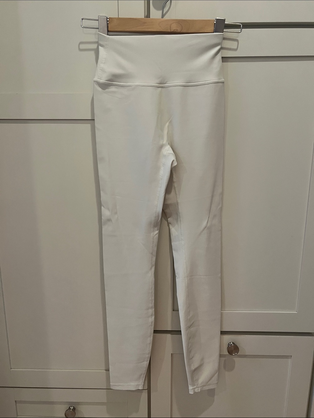GingerChikFit ivory legging size small